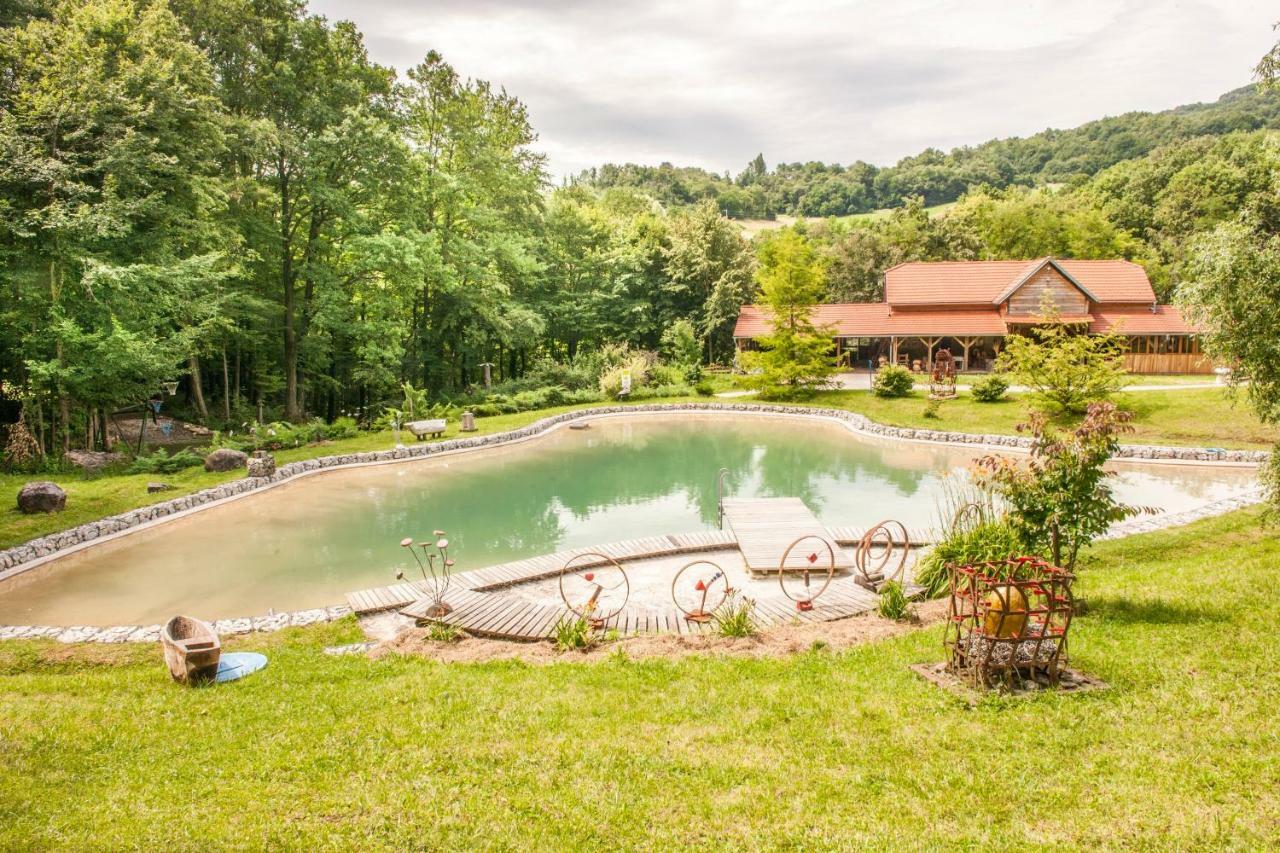 Country House With A Pool In Medvednica Nature Park Záhřeb Exteriér fotografie